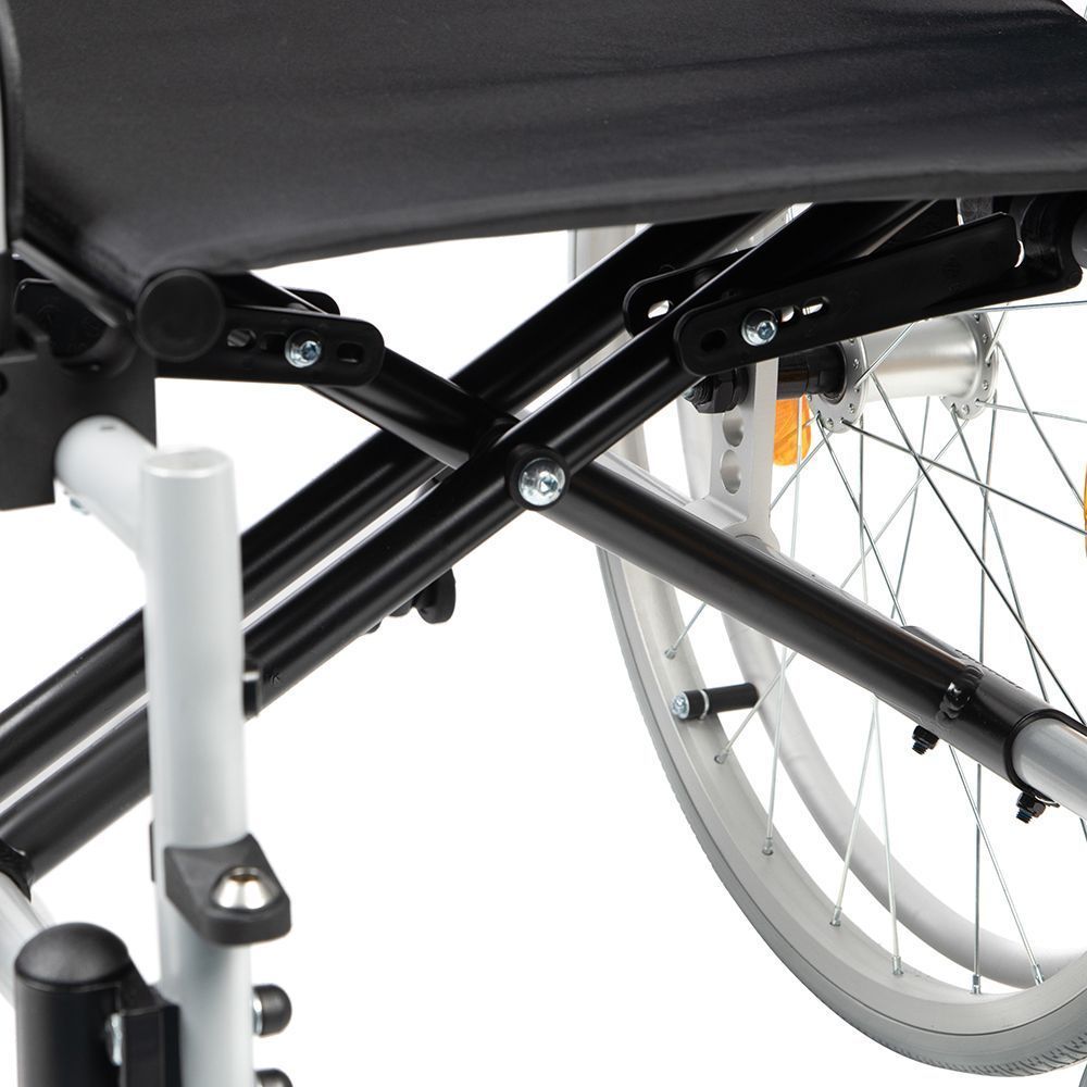 Кресло-коляска Ortonica Trend 35 / Controle One 300 (с функцией управления одной рукой) фото 10 Кресло-коляска Ortonica Trend 35 / Controle One 300 (с функцией управления одной рукой) фото 10