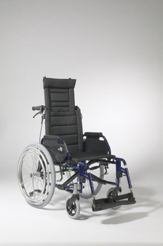 Инвалидная коляска Vermeiren Eclips + 30° фото 4