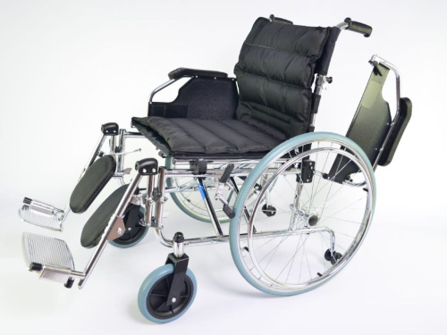 Механическа кресло-коляска Titan LY-250-L складная фото 2