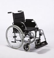 Облегченная инвалидная коляска Vermeiren Eclips+