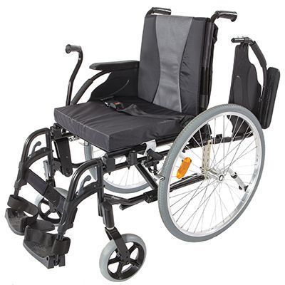Кресло-коляска Invacare Action 3NG с рычажным приводом фото 4