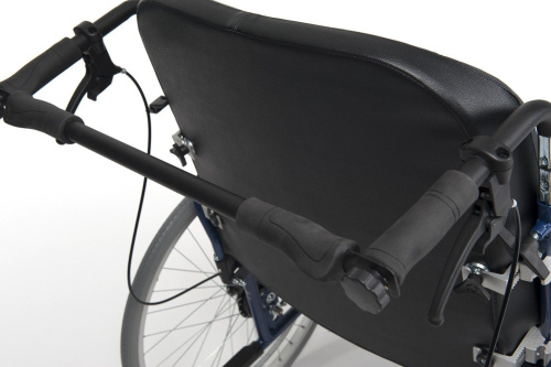 Инвалидная коляска Vermeiren V100 XL повышенной грузоподъемности фото 3