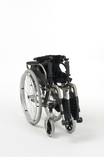Инвалидная кресло-коляска Vermeiren V300 + 30° фото 2