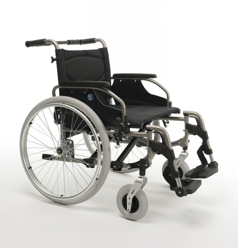 Инвалидная кресло-коляска Vermeiren V200 XL повышенной грузоподъемности