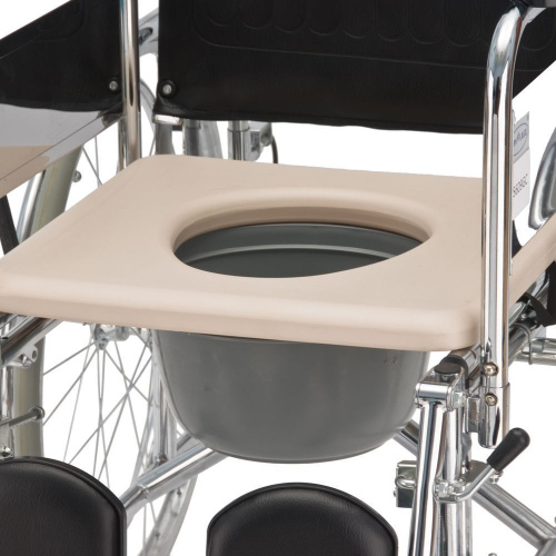 Кресло-коляска с санитарным оснащением Армед FS609GC фото 18