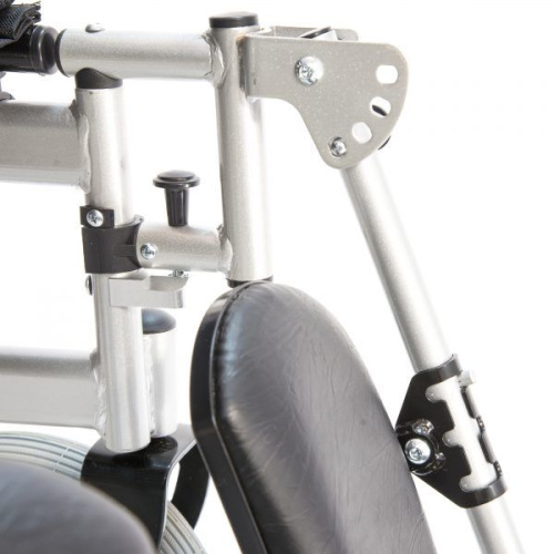 Кресло-коляска Мега-Оптим FS122LGC-46 с электроприводом фото 10