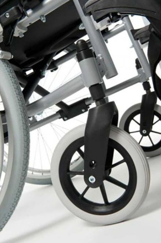 Инвалидная коляска Vermeiren V100 фото 5
