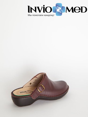 Анатомические сабо женские Robert C37010-1 бордовые фото 2