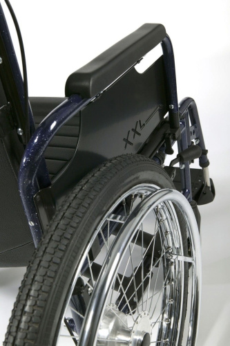 Инвалидная кресло-коляска Vermeiren Eclips XL повышенной грузоподъемности фото 4