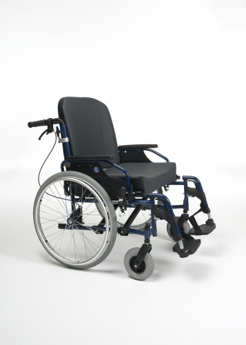 Инвалидная коляска Vermeiren V100 XL повышенной грузоподъемности фото 2