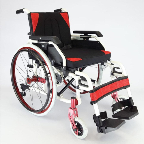 Инвалидная кресло-коляска Titan LY-710-9863