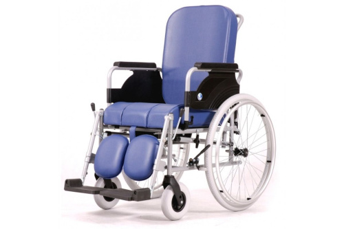 Кресло-коляска с санитарным оснащением Vermeiren 9300 фото 2
