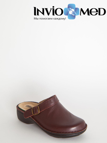 Анатомические сабо женские Robert C37010-1 бордовые