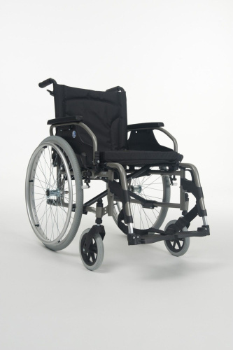 Инвалидная коляска Vermeiren V100 XL повышенной грузоподъемности