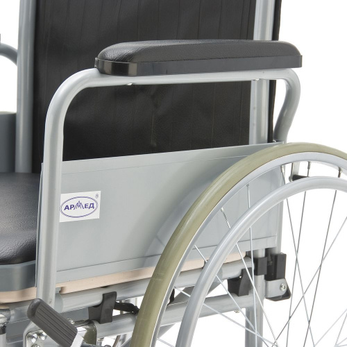 Кресло-коляска с санитарным оснащением Армед FS682 фото 4