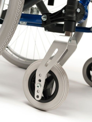 Инвалидная коляска Vermeiren V500 фото 8