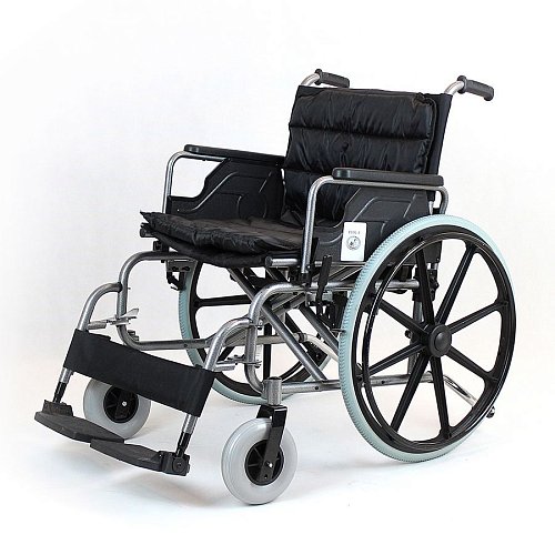 Разница между прогулочной инвалидной коляской и домашней