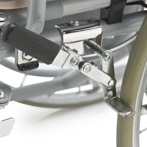 Кресло-коляска с санитарным оснащением Армед FS682 фото 3