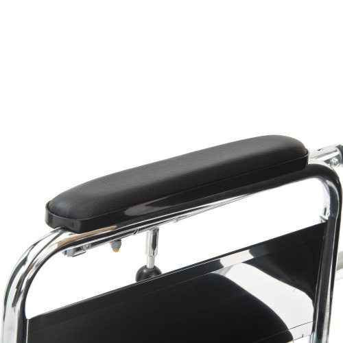 Кресло-коляска с санитарным оснащением Армед FS619GC фото 7