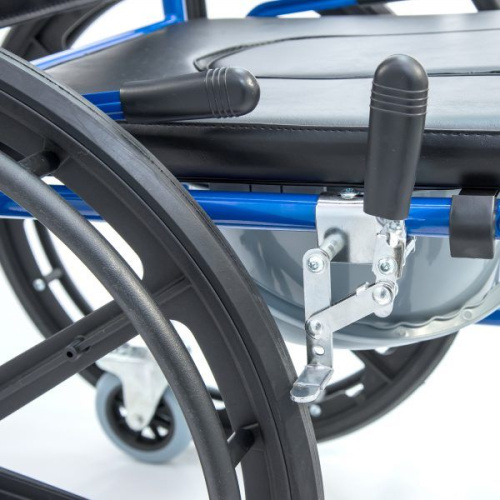 Кресло-коляска Мега-Оптим HMP-7014KD с санитарным оснащением фото 6